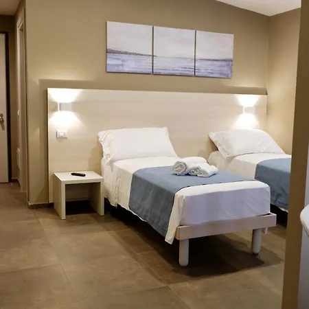 Pianomare Riviera And 3* Imperia