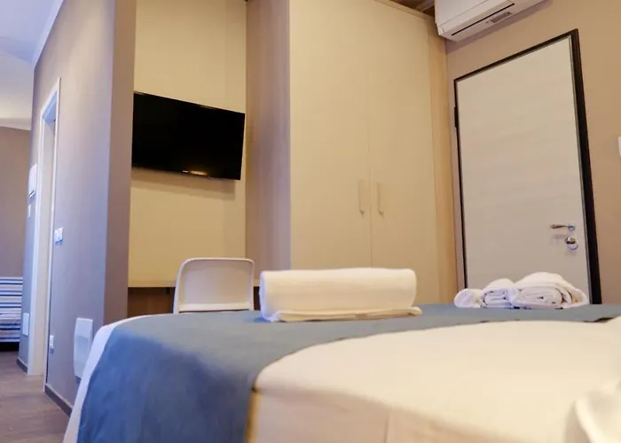 Pianomare Riviera And 3* אימפריה