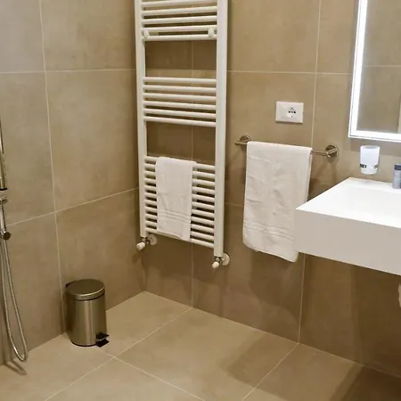 Pianomare Riviera And 3* Imperia