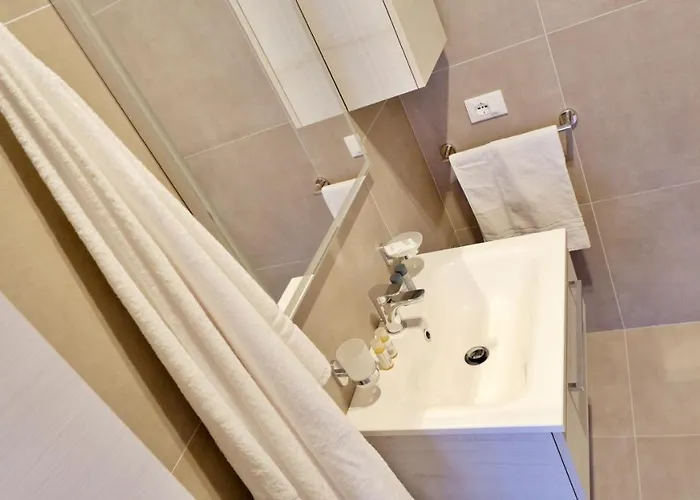 Pianomare Riviera And Apartahotel Imperia